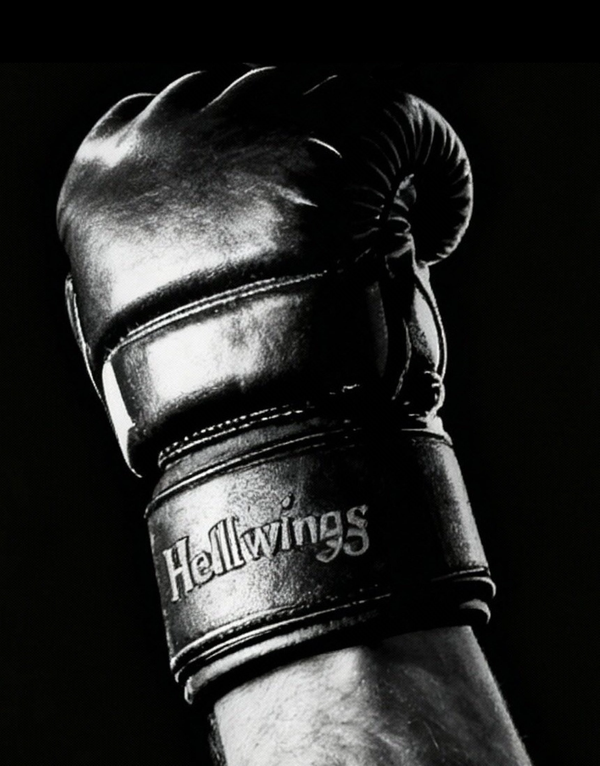 Hellwings Fit&Fight – Fitnessstudio und Sporttraining – Boxhandschuhe
